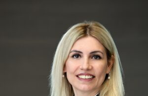 Abdi İbrahim İç Denetim Direktörü Ayla Bostan Çakın oldu.