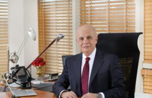 Ali Ülker Yönetim Kurulu Başkanlığını Mehmet Tütüncü’ye devretti.