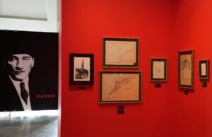 “Karanlıkta Akan Bir Yıldız: Mustafa Kemal Atatürk” sergisi İstanbul’da açıldı.