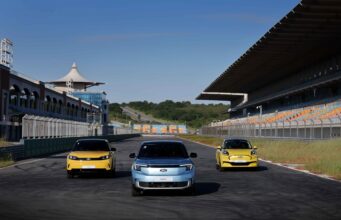 Ford Türkiye sıradışı elektrikli yeni binek ve ticari araçlarını tanıttı.