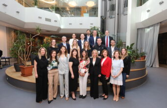 Microsoft Türkiye ile Teknolojide Kadın Derneği, “Geleceğe Güvenle (Secure the Future)” projesiyle teknoloji sektöründe kadın istihdamını arttırmayı hedefliyor