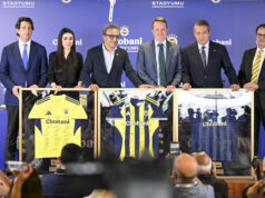 Fenerbahçe ve Chobani arasındaki dev anlaşma için imzalar atıldı.