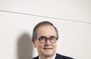 Renault Group’un yeni CEO’su François Provost oldu.